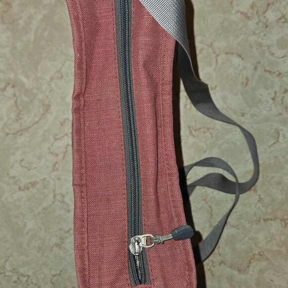 L L Bean Biundless Expandable Crossbody Burgundy - Picture 2 of 3